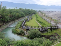 池上圳導水路-木棧道